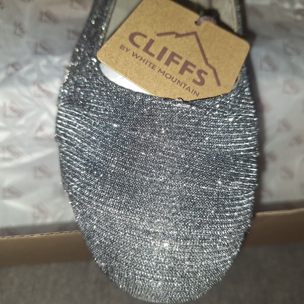 CLIFF'S style: Clara 11W